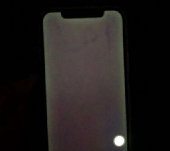 iOS 14.3 beta 2 有没有解决绿屏bug?